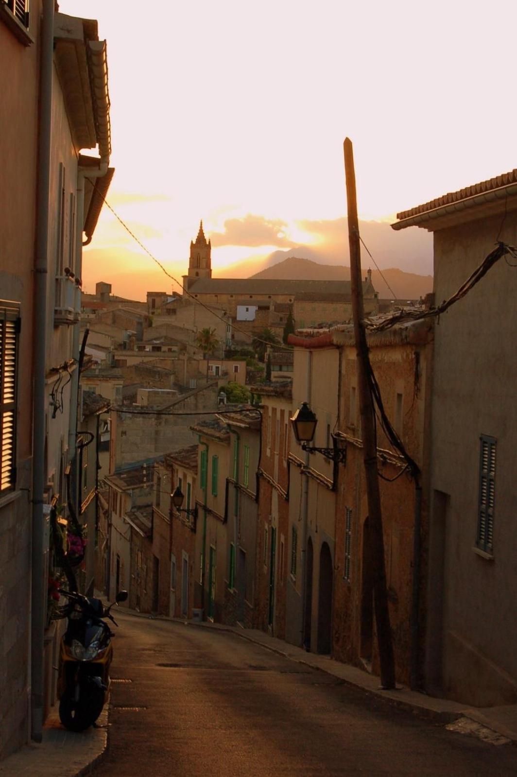 Vista De La Vila - Turismo De Interior. 柳维 外观 照片