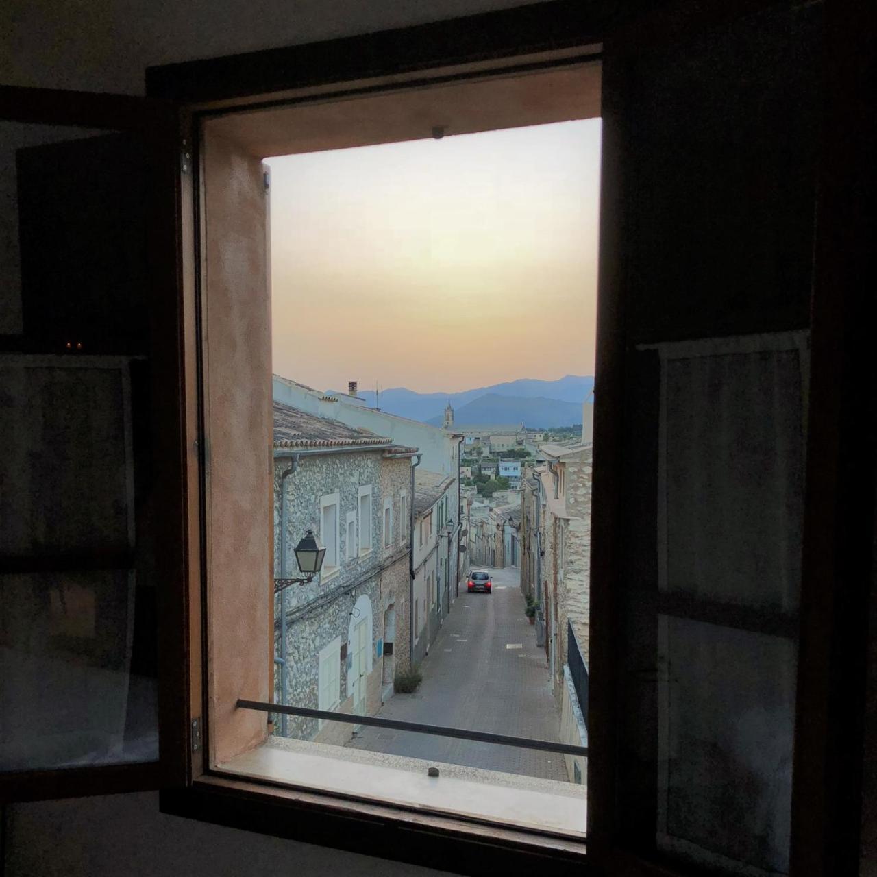Vista De La Vila - Turismo De Interior. 柳维 外观 照片